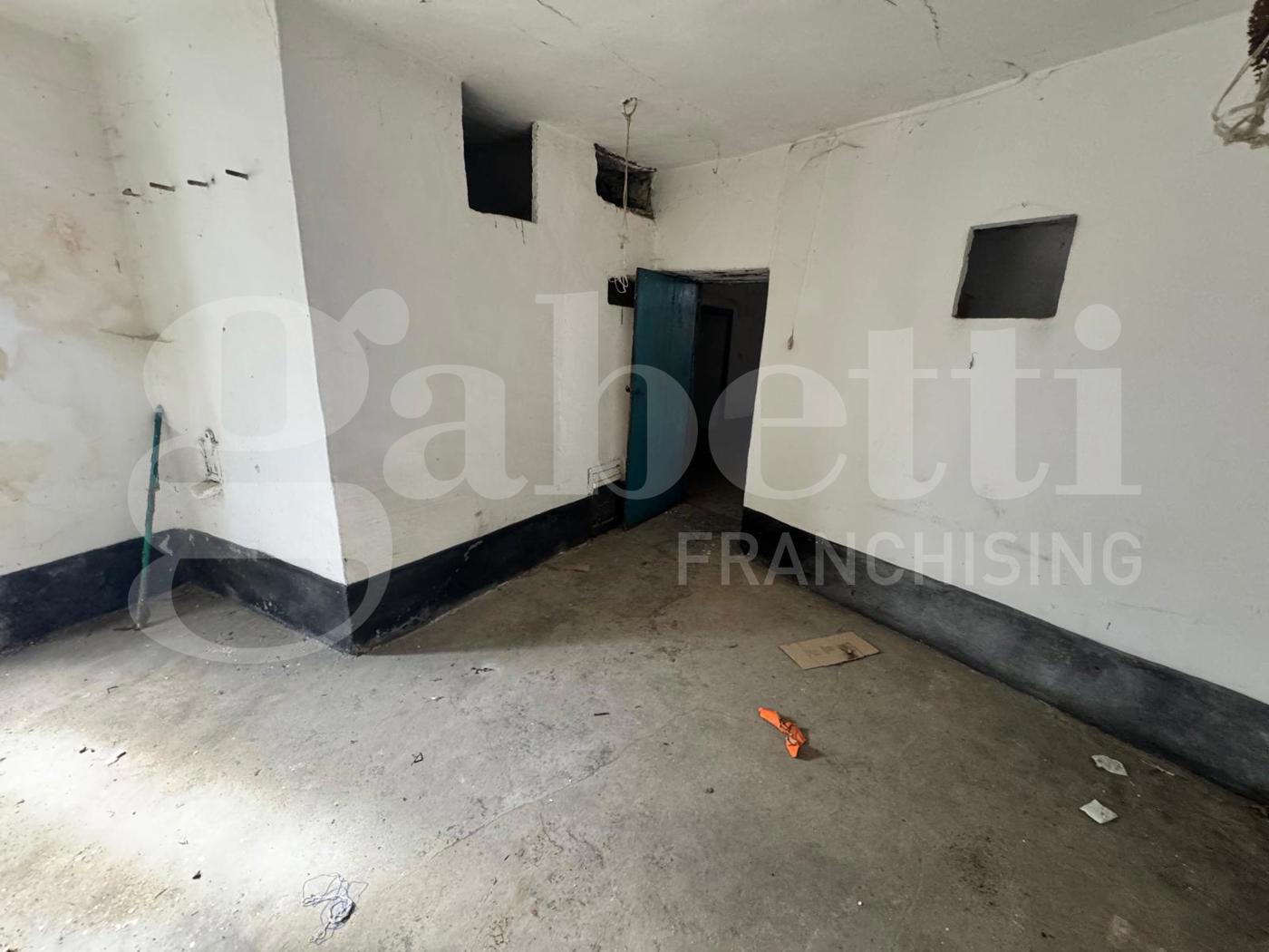 Casa indipendente da ristrutturare a Letino