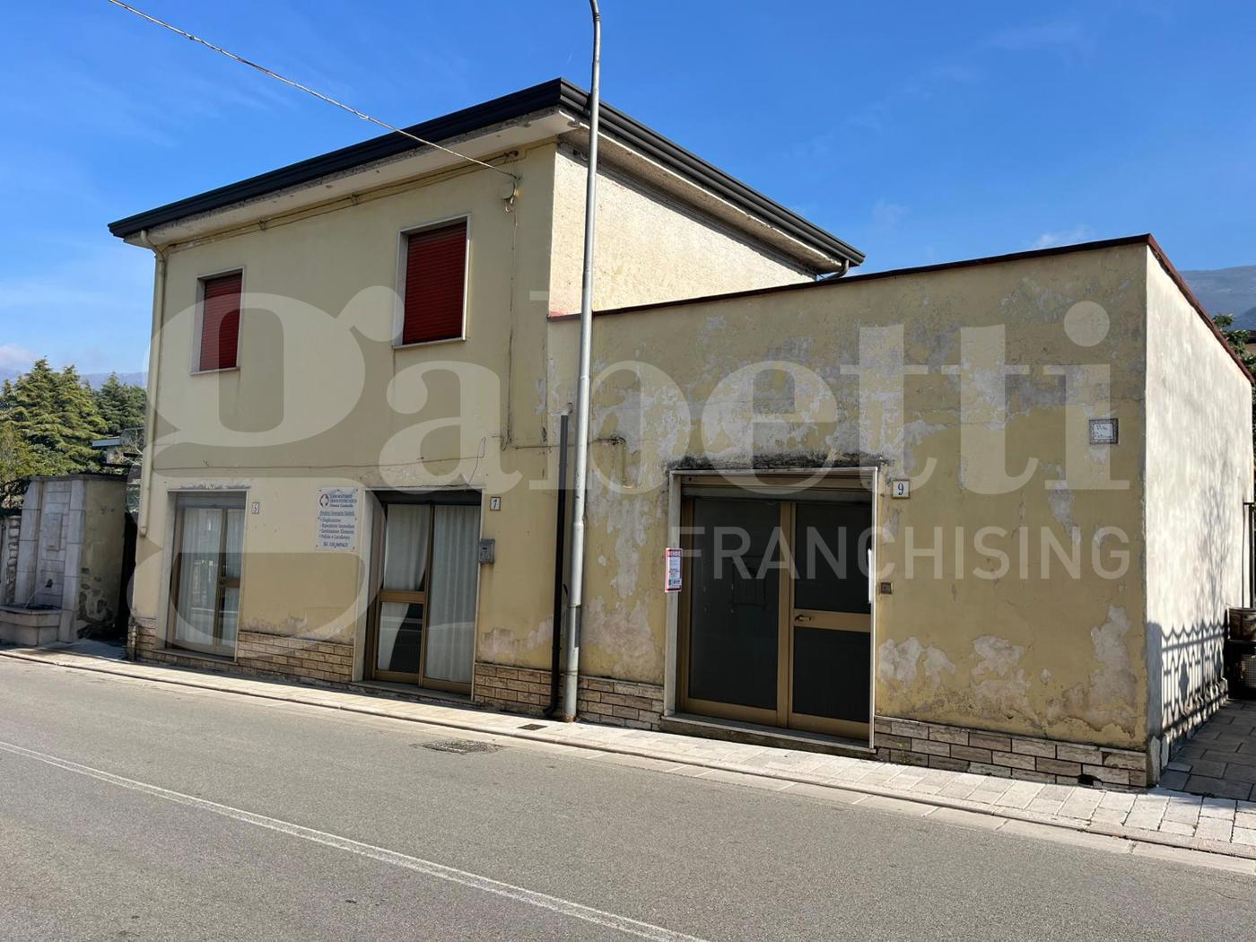 Casa indipendente in vendita a San Potito Sannitico