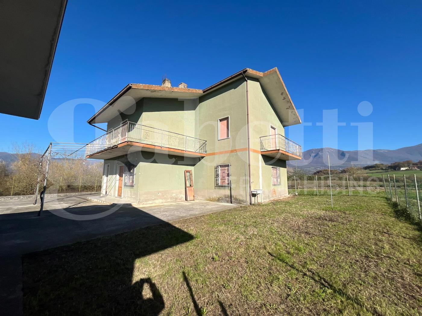 Casa indipendente con giardino a Alife