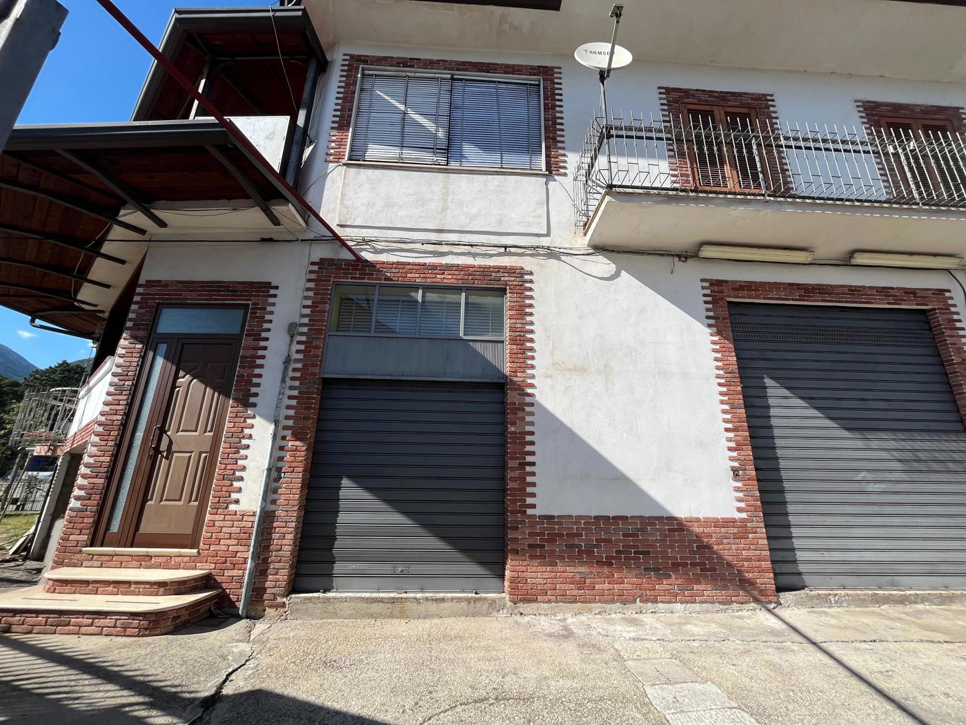 Negozio in vendita a Piedimonte Matese