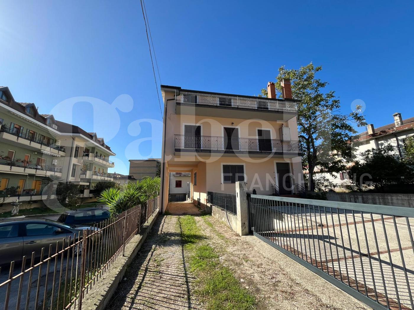 Casa indipendente con giardino a Piedimonte Matese