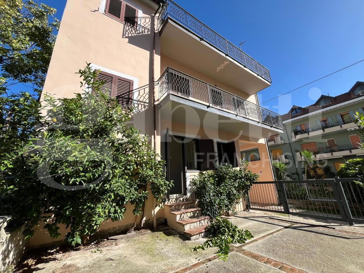 Casa indipendente con giardino a Piedimonte Matese