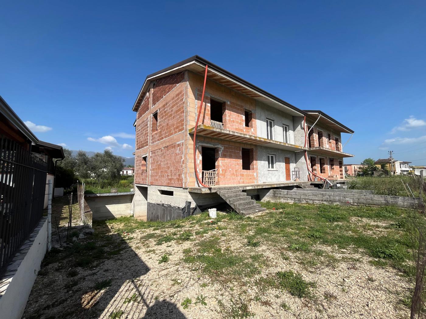 Villa con giardino a Alife