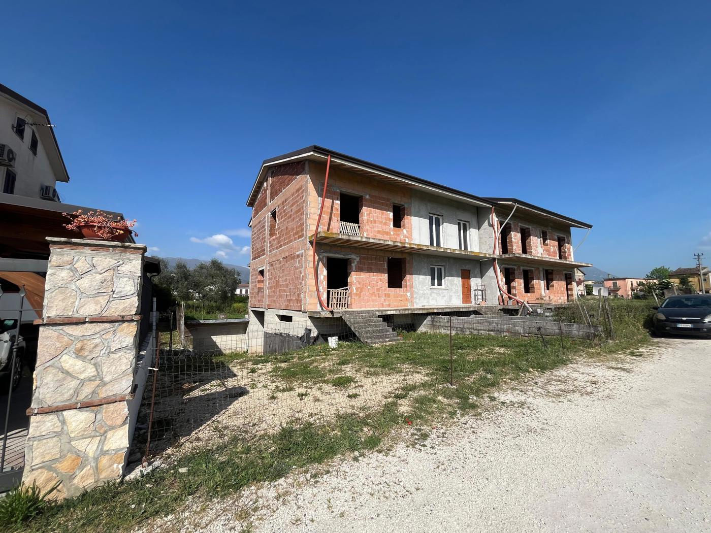 Villa con giardino a Alife