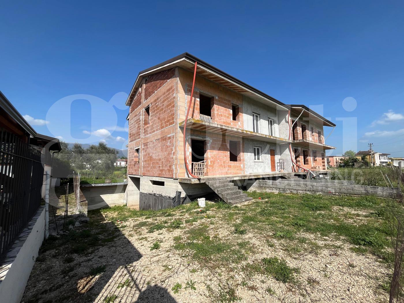 Villa con giardino a Alife