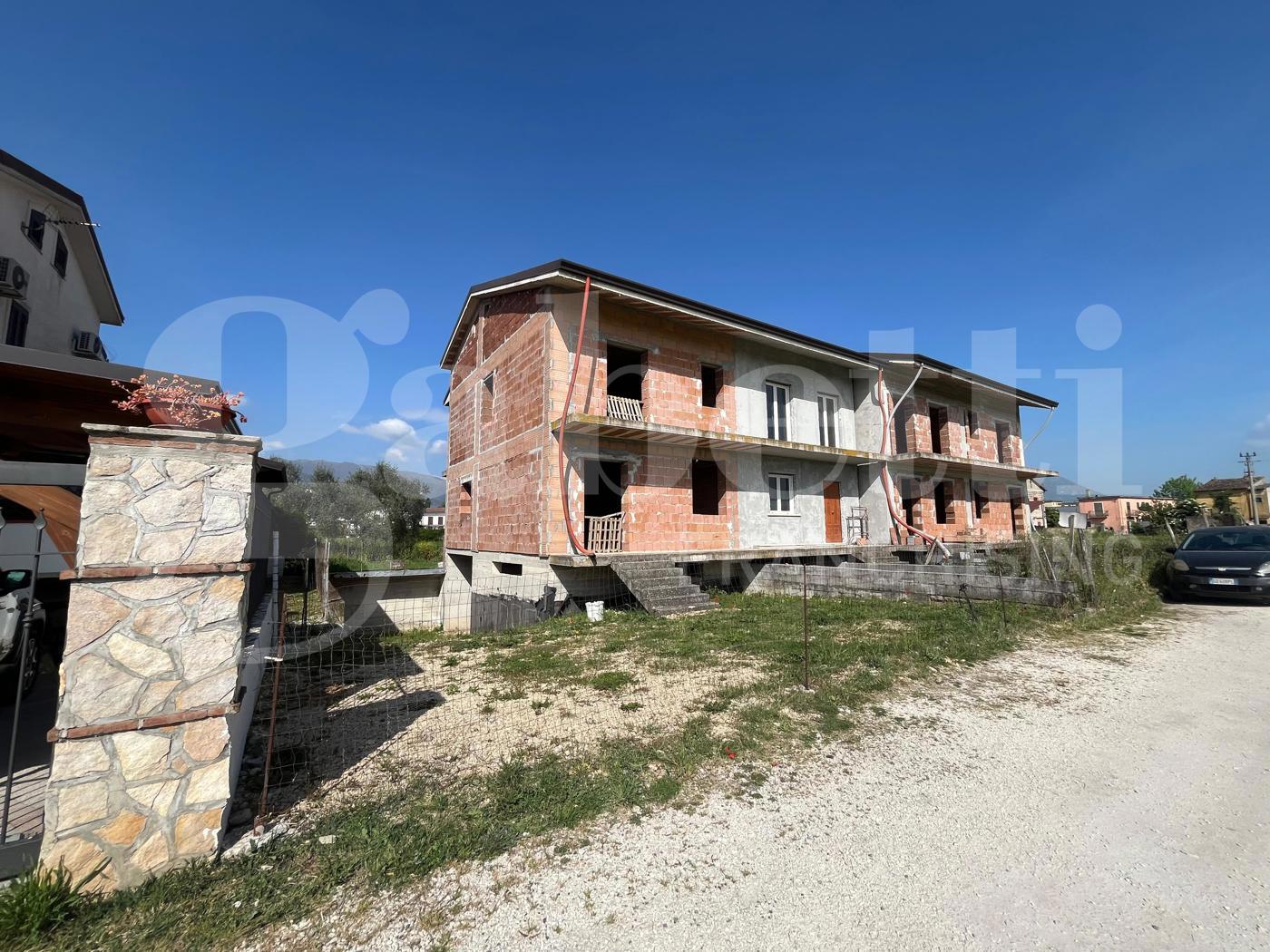 Villa con giardino a Alife