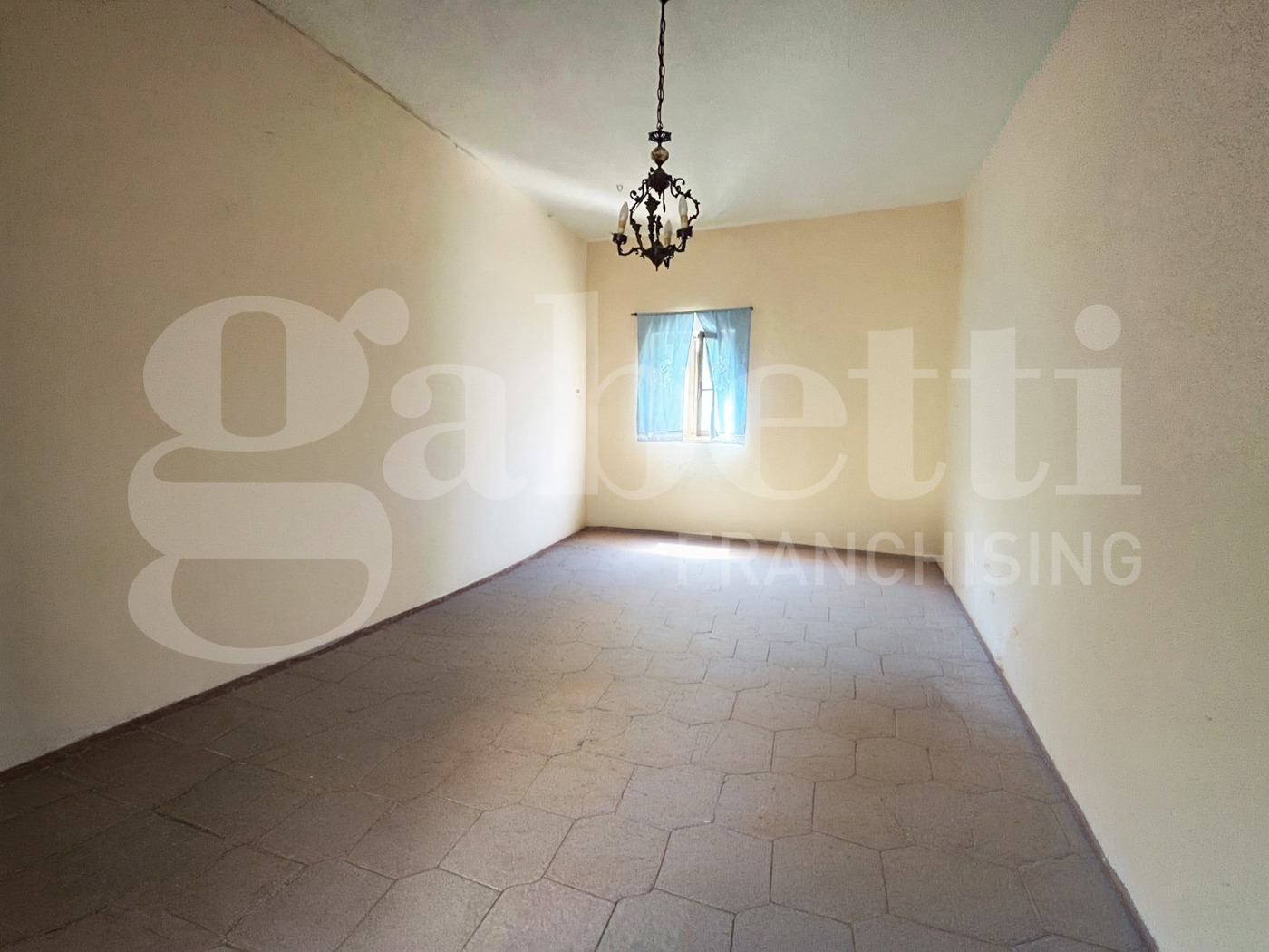 Casa indipendente con giardino a Gioia Sannitica