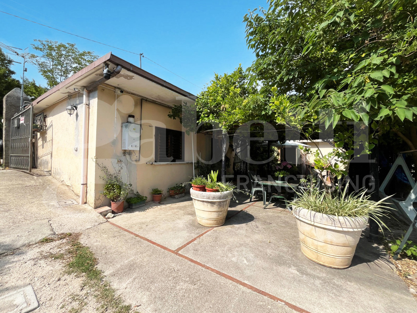 Casa indipendente con giardino a San Potito Sannitico