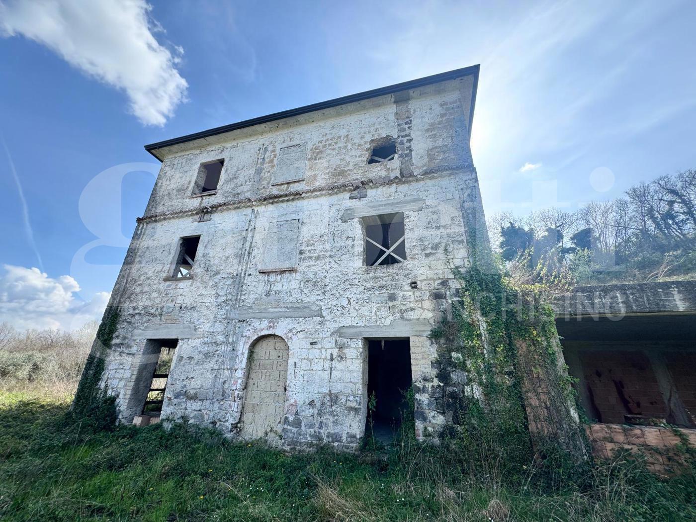Casa indipendente con giardino a Caiazzo