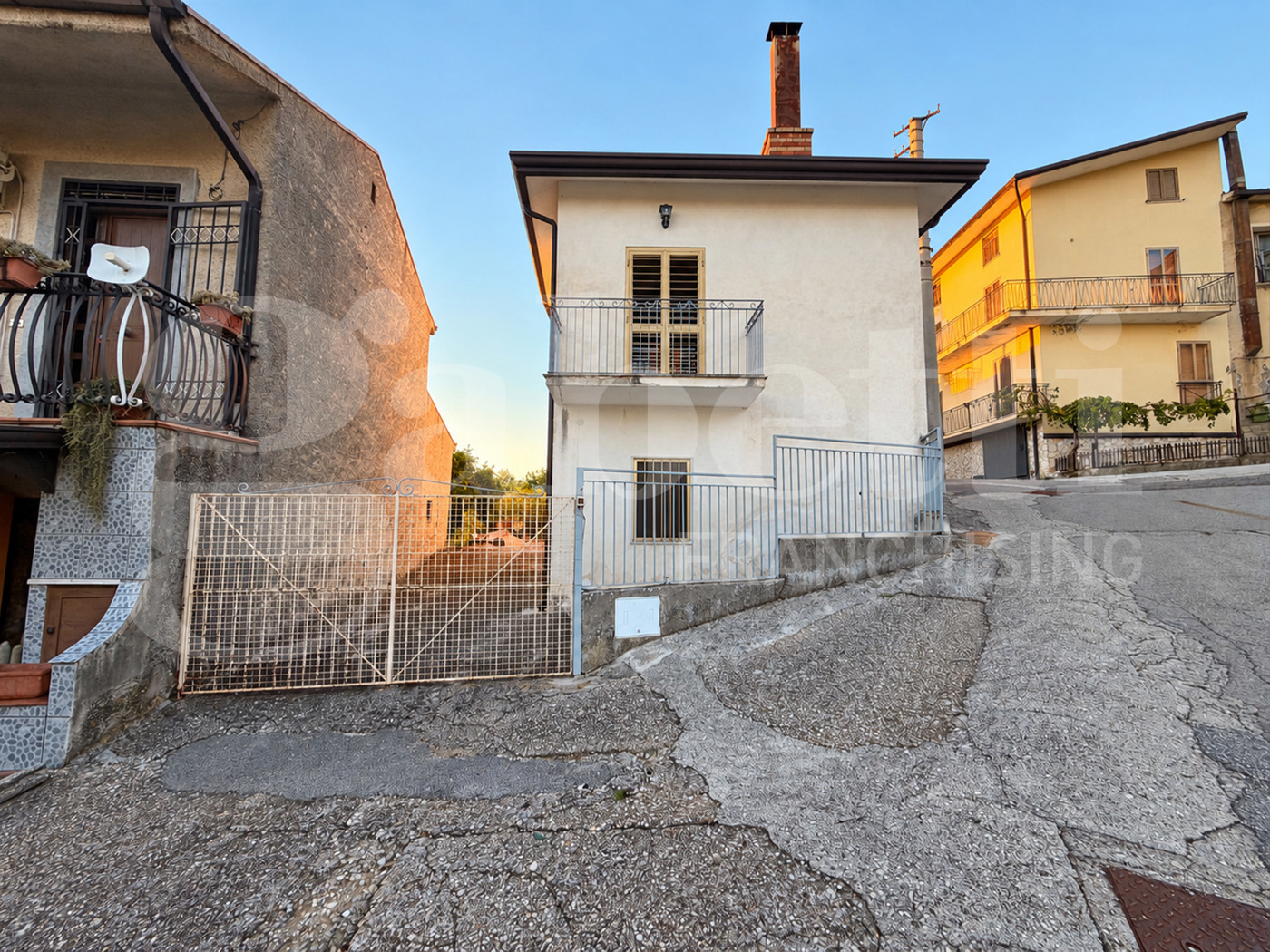 Casa indipendente con giardino a Gioia Sannitica