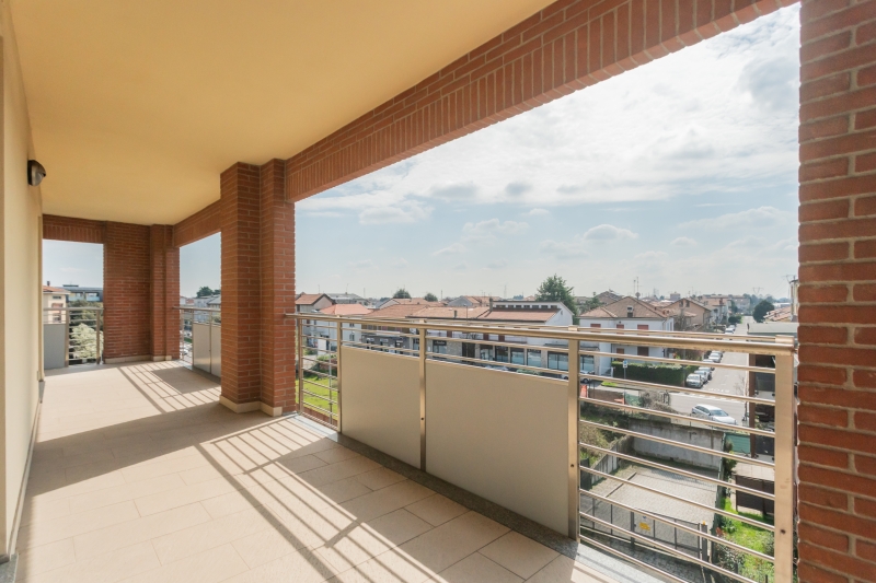 Attico con terrazzi a Cesano Maderno