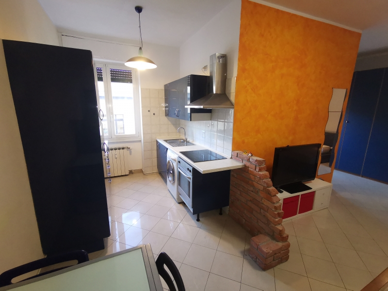 Bilocale arredato in affitto a Milano