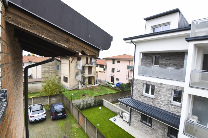 Trilocale arredato in affitto a Cesano Maderno