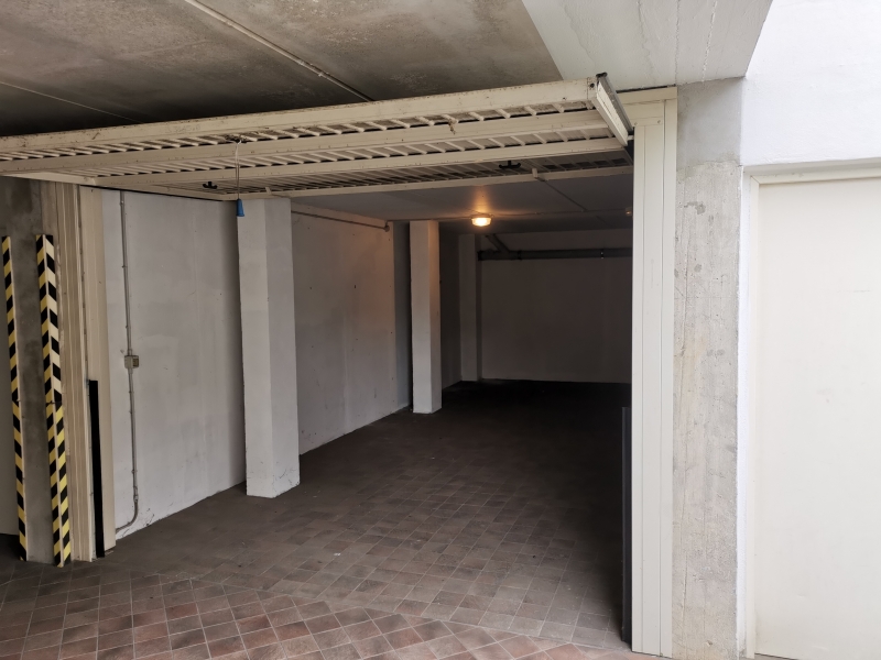Box/Garage 18mq nuovo a Cesano Maderno