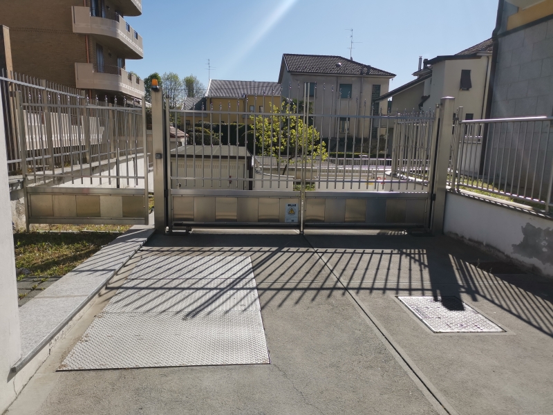 Box/Garage 18mq nuovo a Cesano Maderno