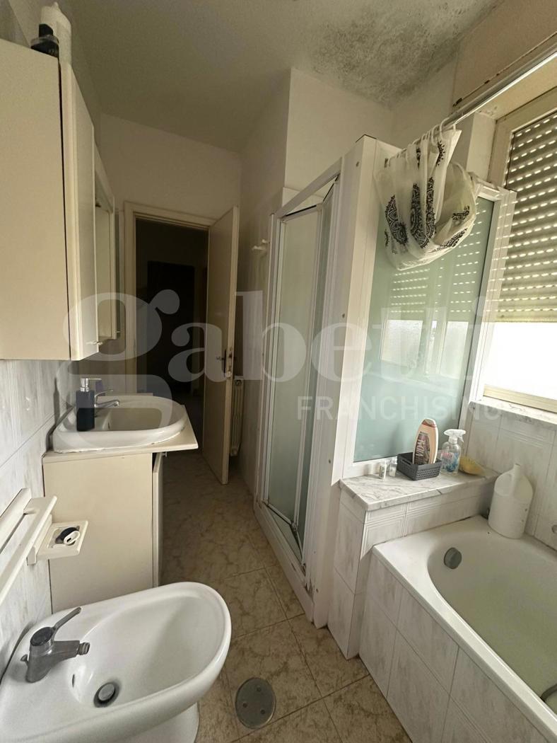 Quadrilocale da ristrutturare a Aprilia