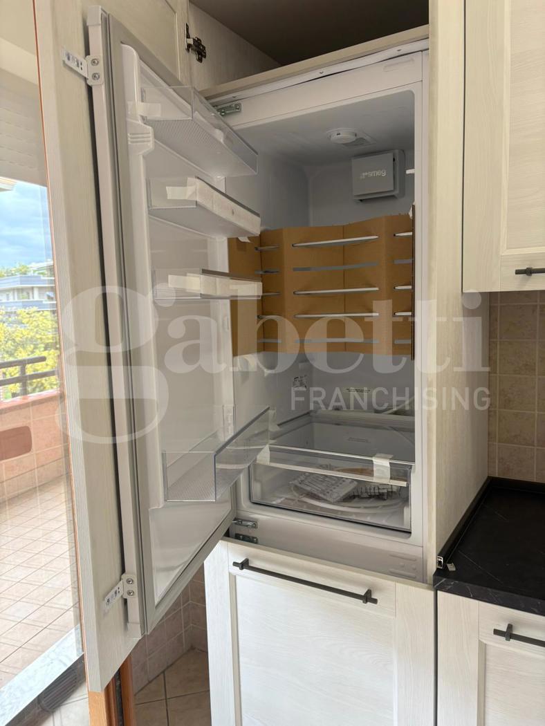 Trilocale arredato in affitto a Aprilia