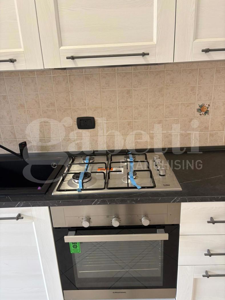 Trilocale arredato in affitto a Aprilia