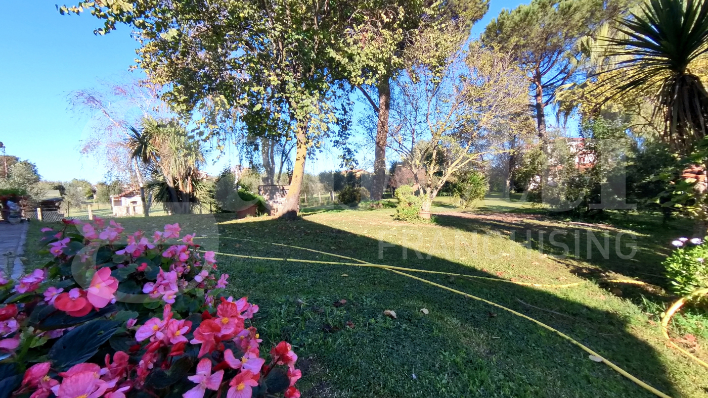 Villa con giardino a Velletri