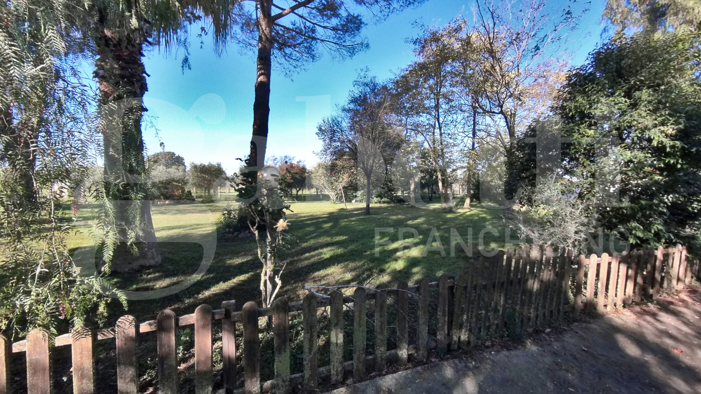 Villa con giardino a Velletri