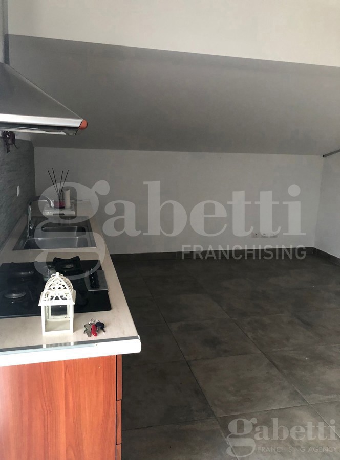 Attico arredato in affitto a Aprilia