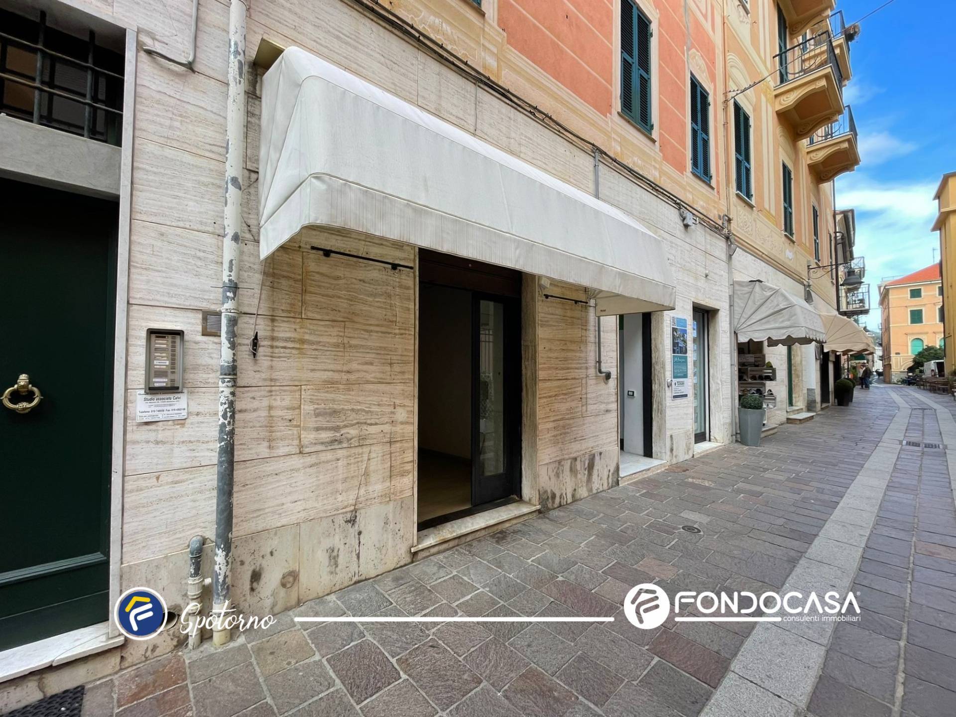 Locale commerciale in affitto a Spotorno