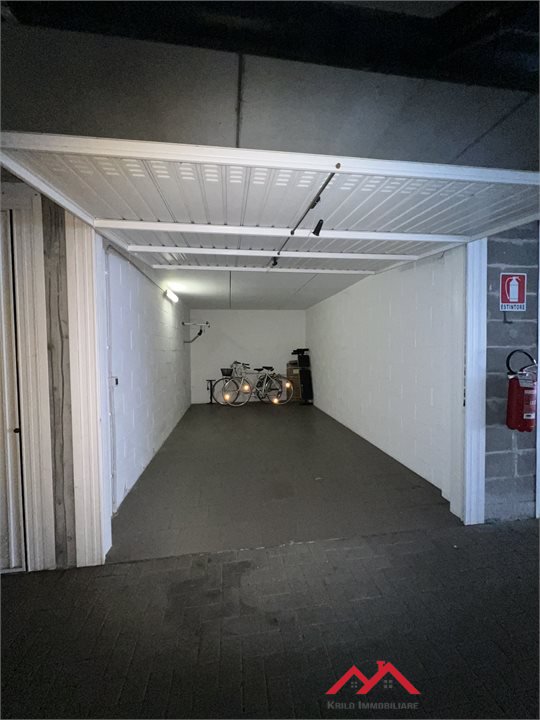 Box/Garage 16mq in vendita a Melzo