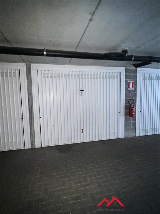 Box/Garage 16mq in vendita a Melzo