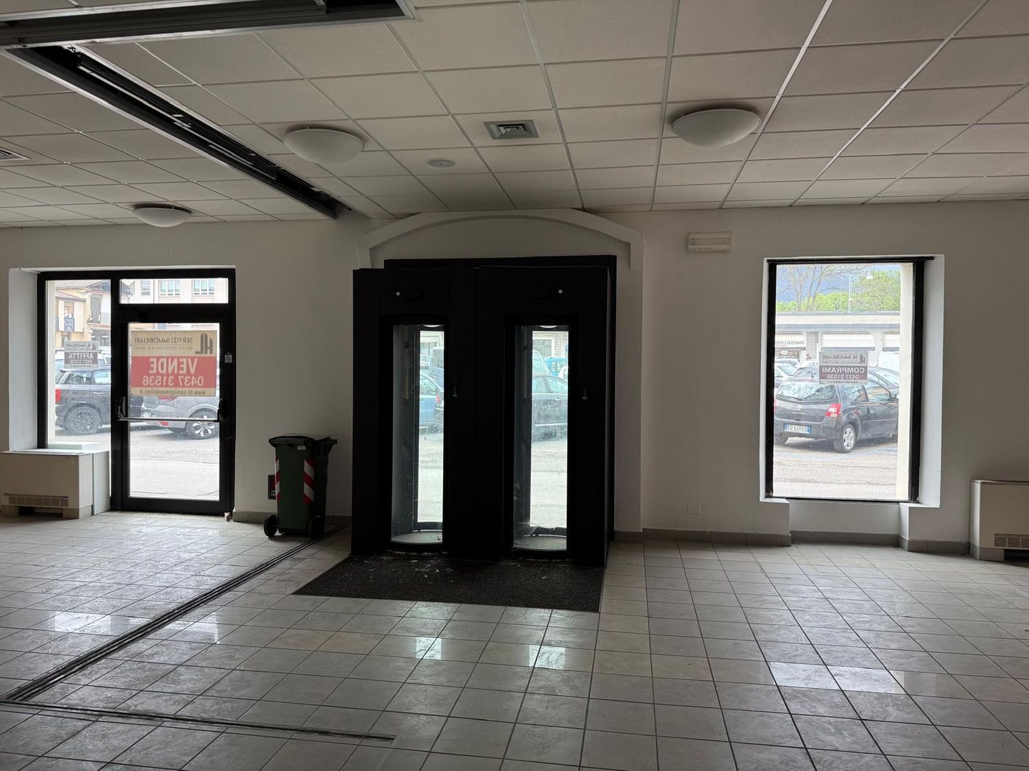 Locale commerciale in affitto in piazza giorgio piloni 5, Belluno