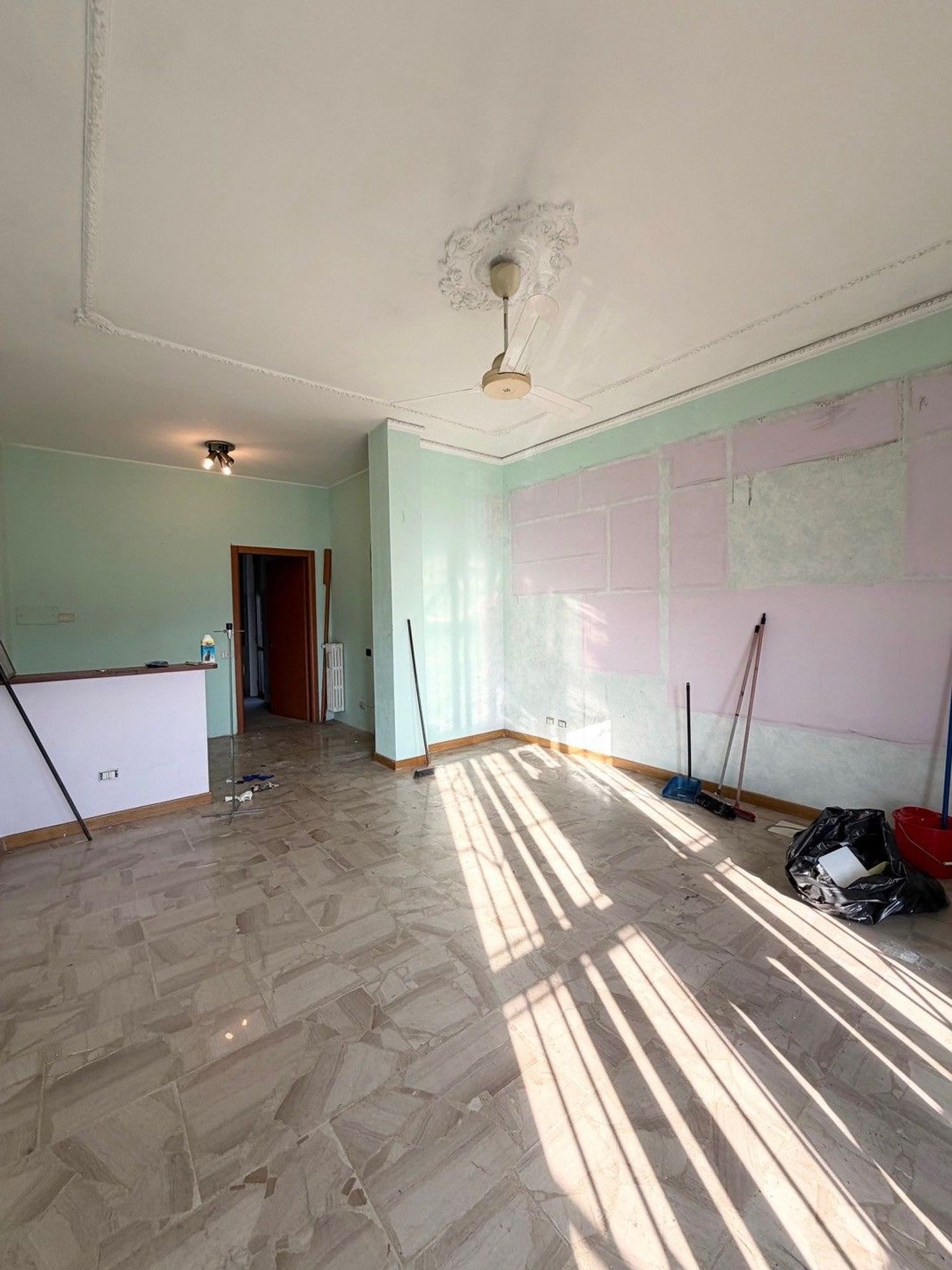 Trilocale in vendita in via indipendenza 10, Peschiera Borromeo