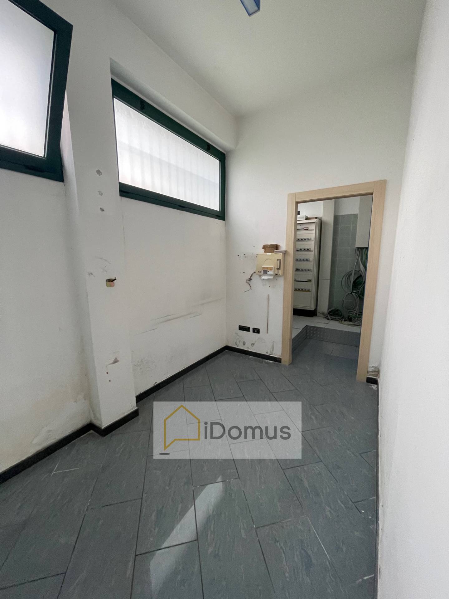 fondo commerciale in vendita a Pisa, PISANOVA