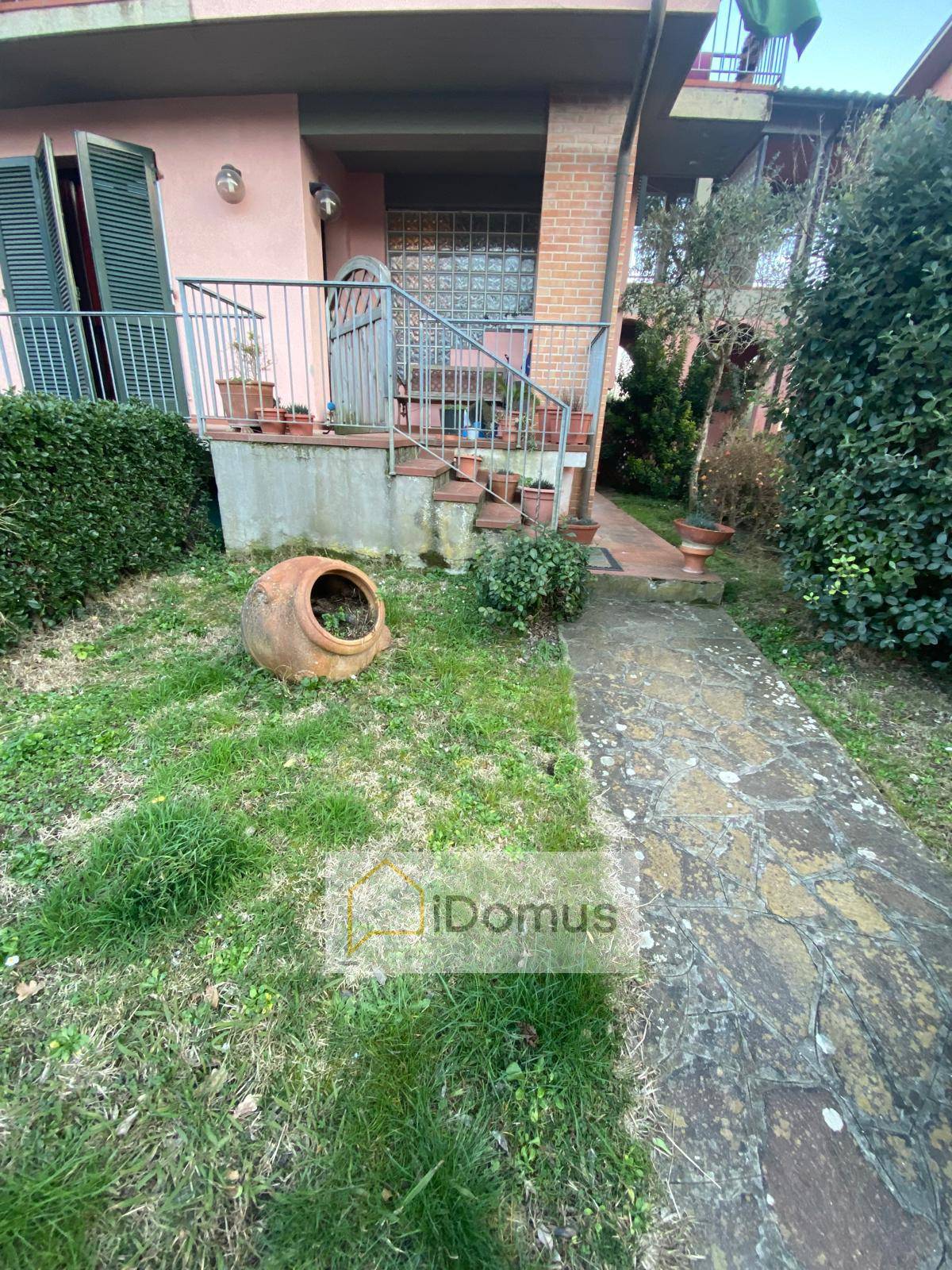 Villa bifamiliare in vendita a Vicopisano, Centro