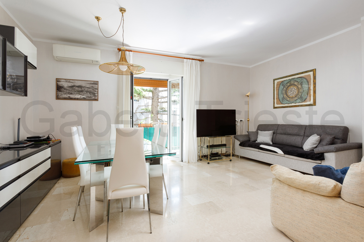 Quadrilocale in vendita a Trieste