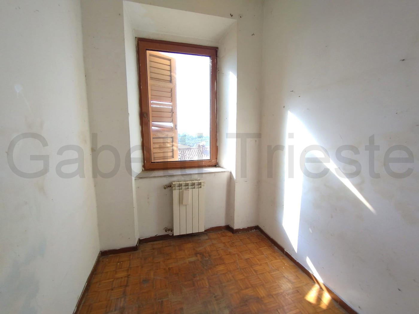 Villa da ristrutturare a Trieste