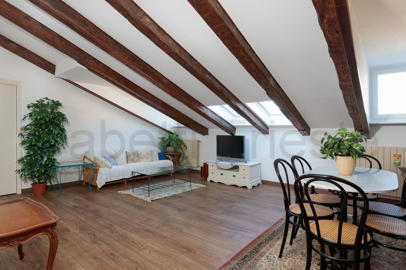 Quadrilocale in vendita a Trieste