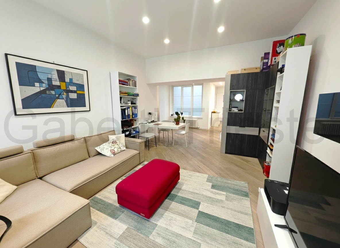 Trilocale arredato in affitto a Trieste