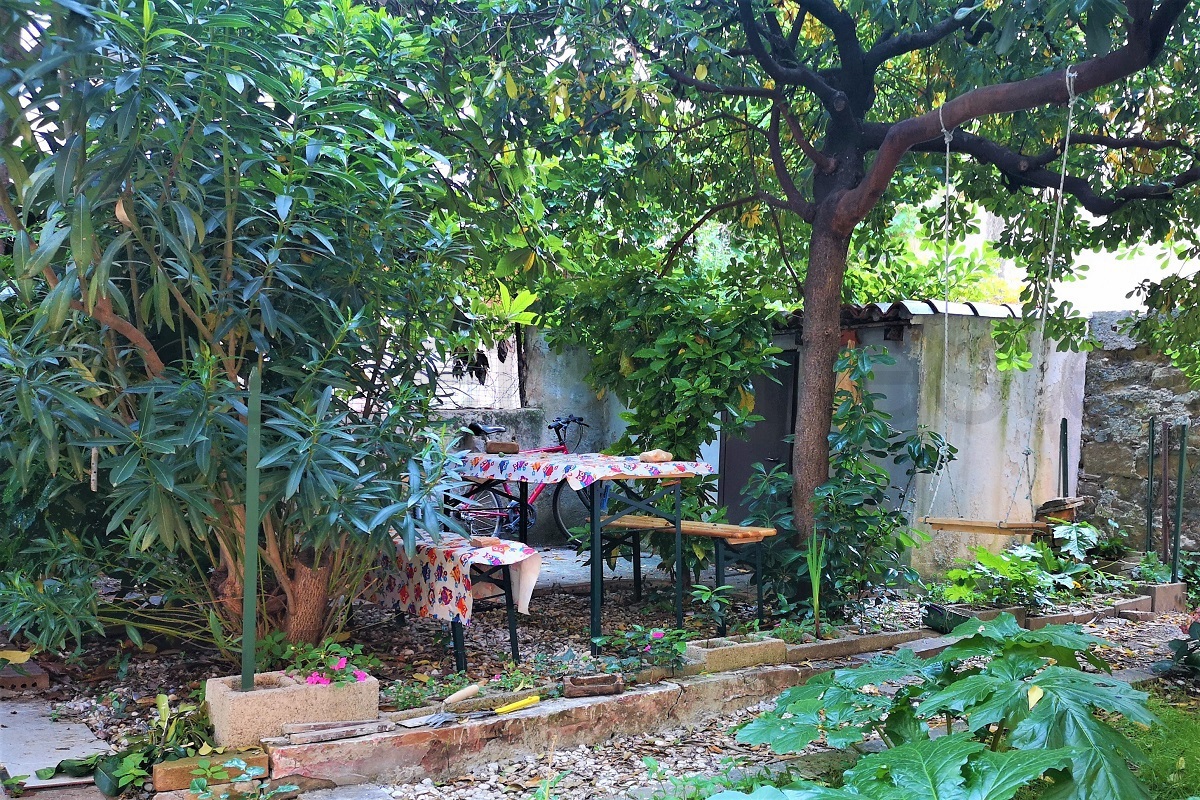 Bilocale arredato in affitto a Trieste