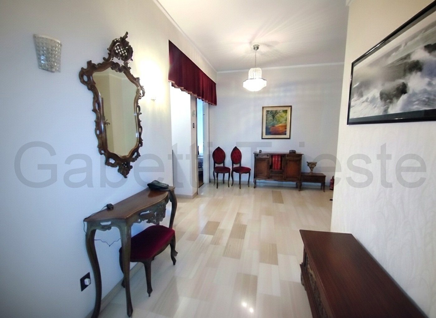 Trilocale arredato in affitto a Trieste