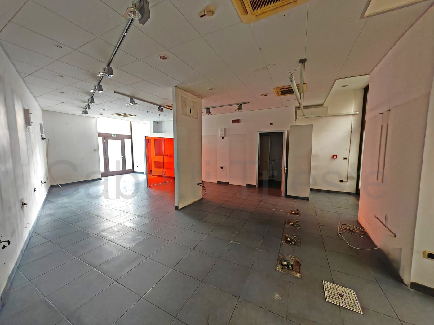 Negozio in affitto a Trieste