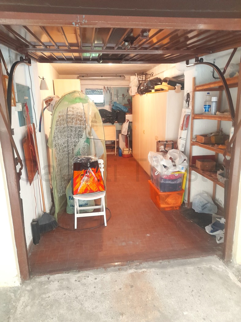 Box/Garage 13mq in vendita a Trieste
