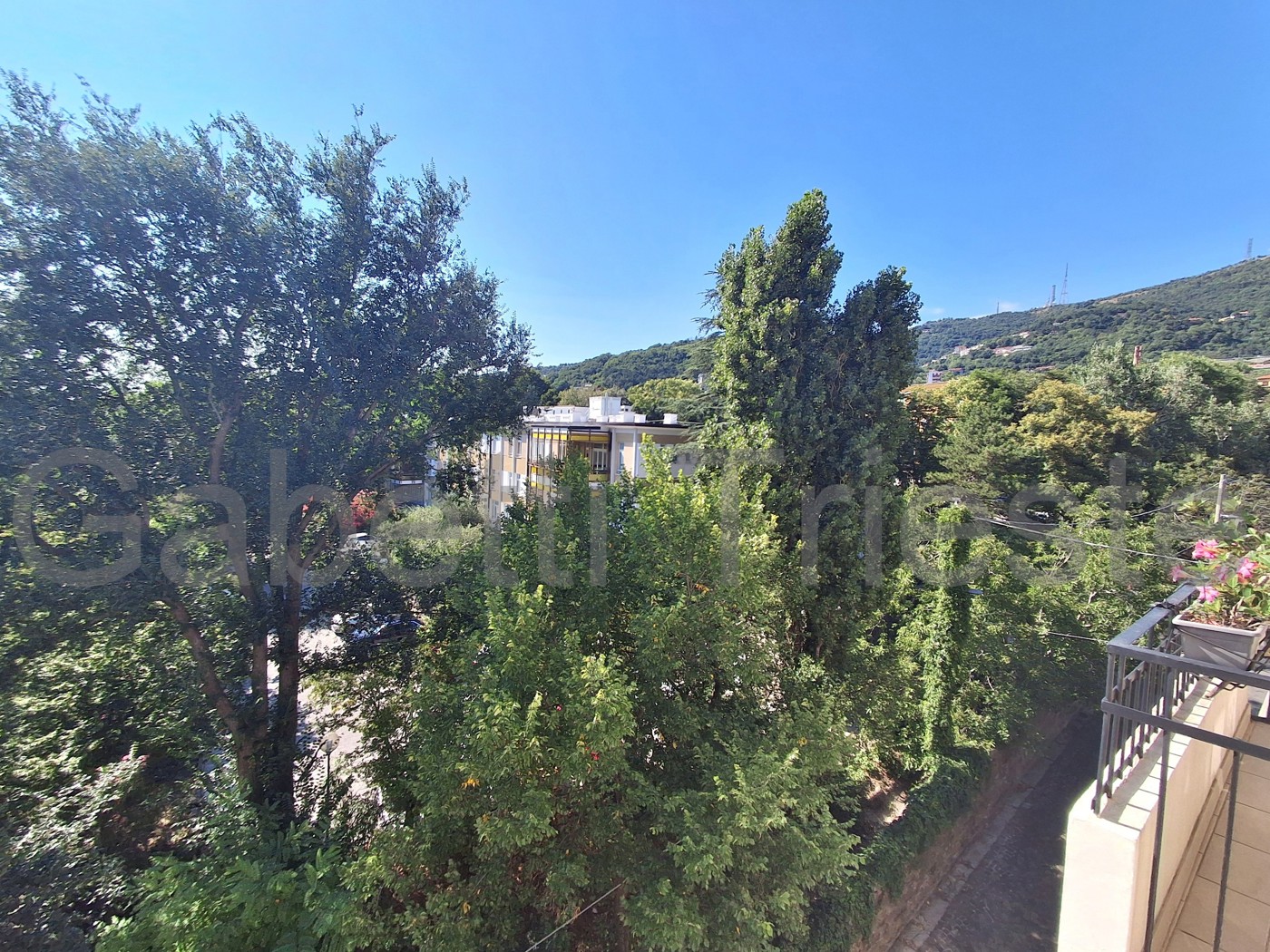 Bilocale in vendita a Trieste