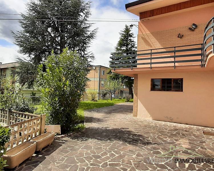 Villa in vendita a Corinaldo