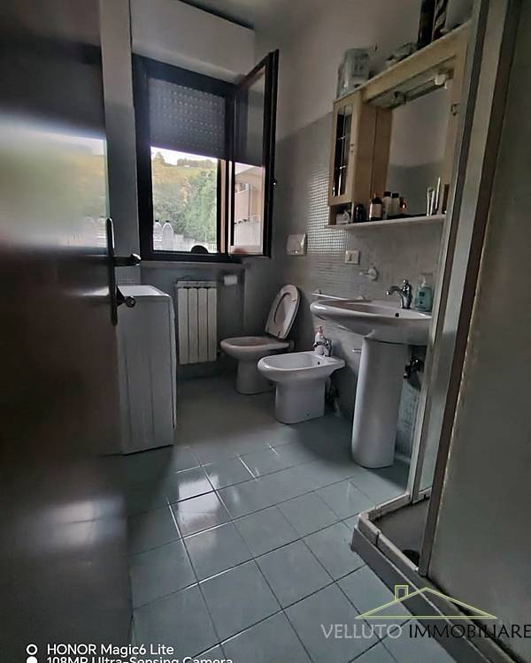 Appartamento ingresso indipendente in vendita a Senigallia, Zona Borgo Passera