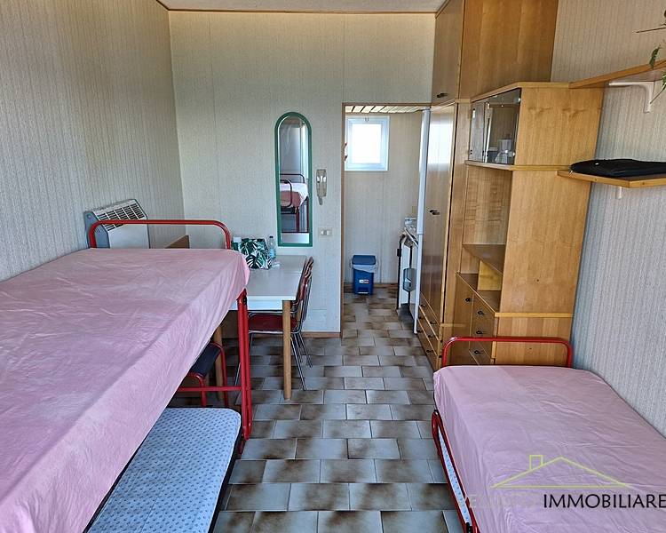 Monolocale in vendita a Senigallia, Cesano