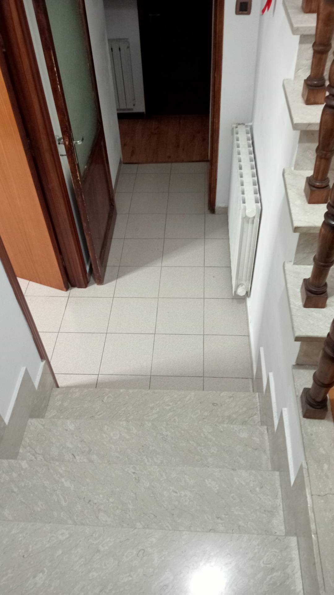 Ingresso autonomo in vendita a Fabriano, Piano