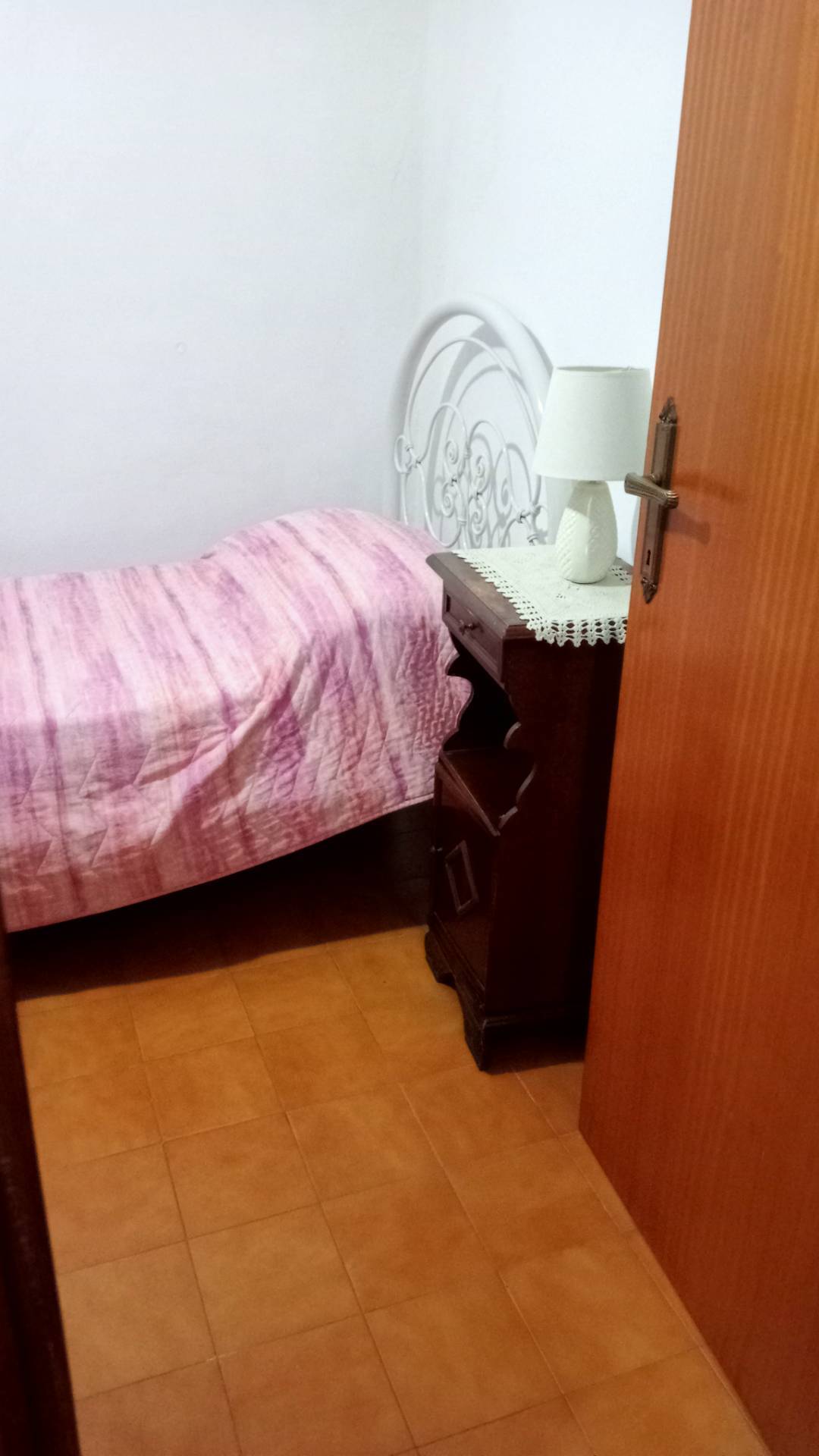 Ingresso autonomo in vendita a Fabriano, Piano