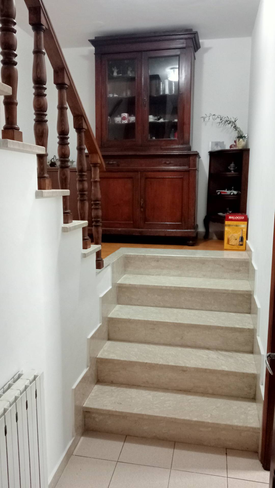 Ingresso autonomo in vendita a Fabriano, Piano