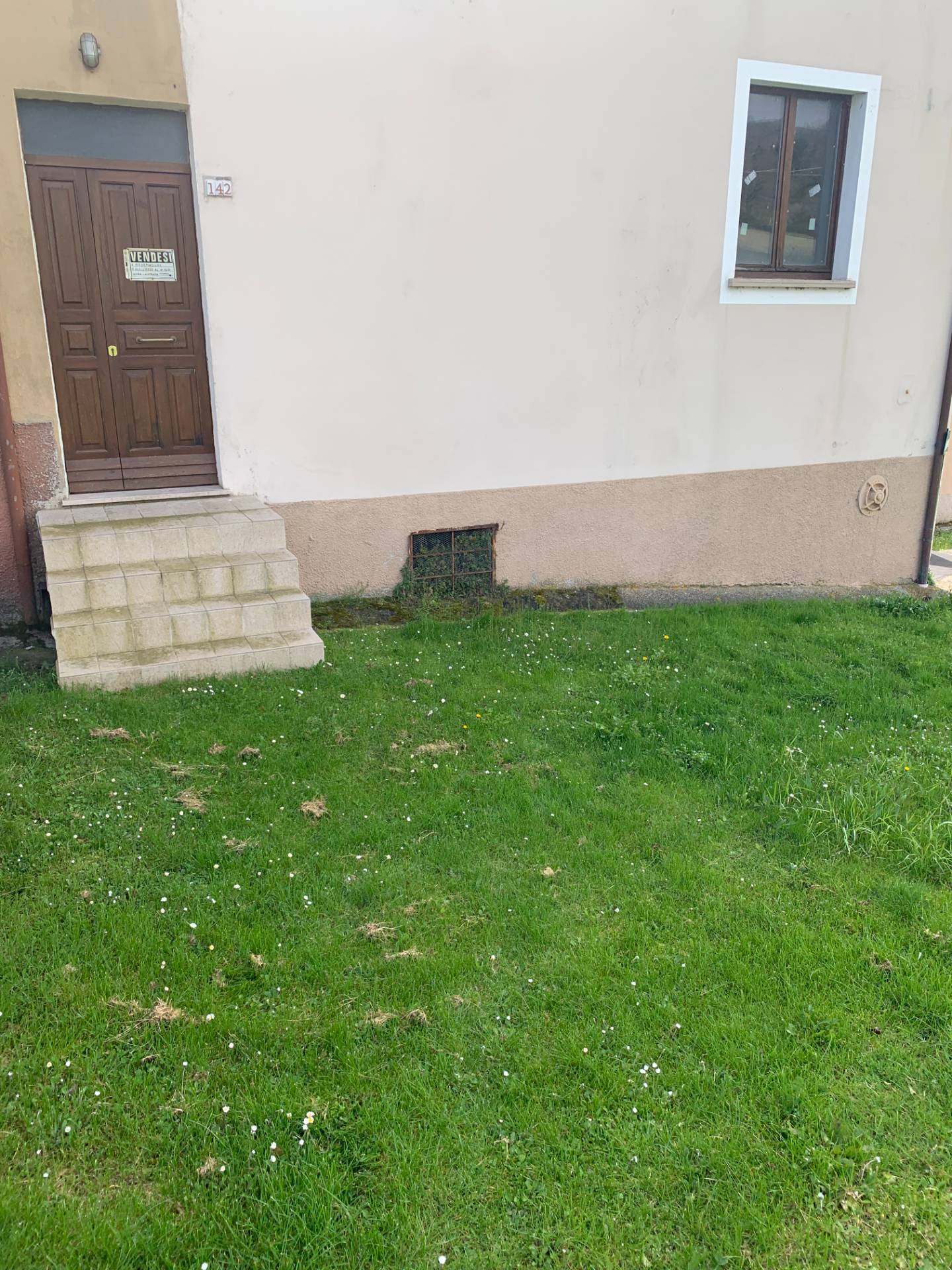 Villette a schiera in vendita a Fabriano, Attiggio