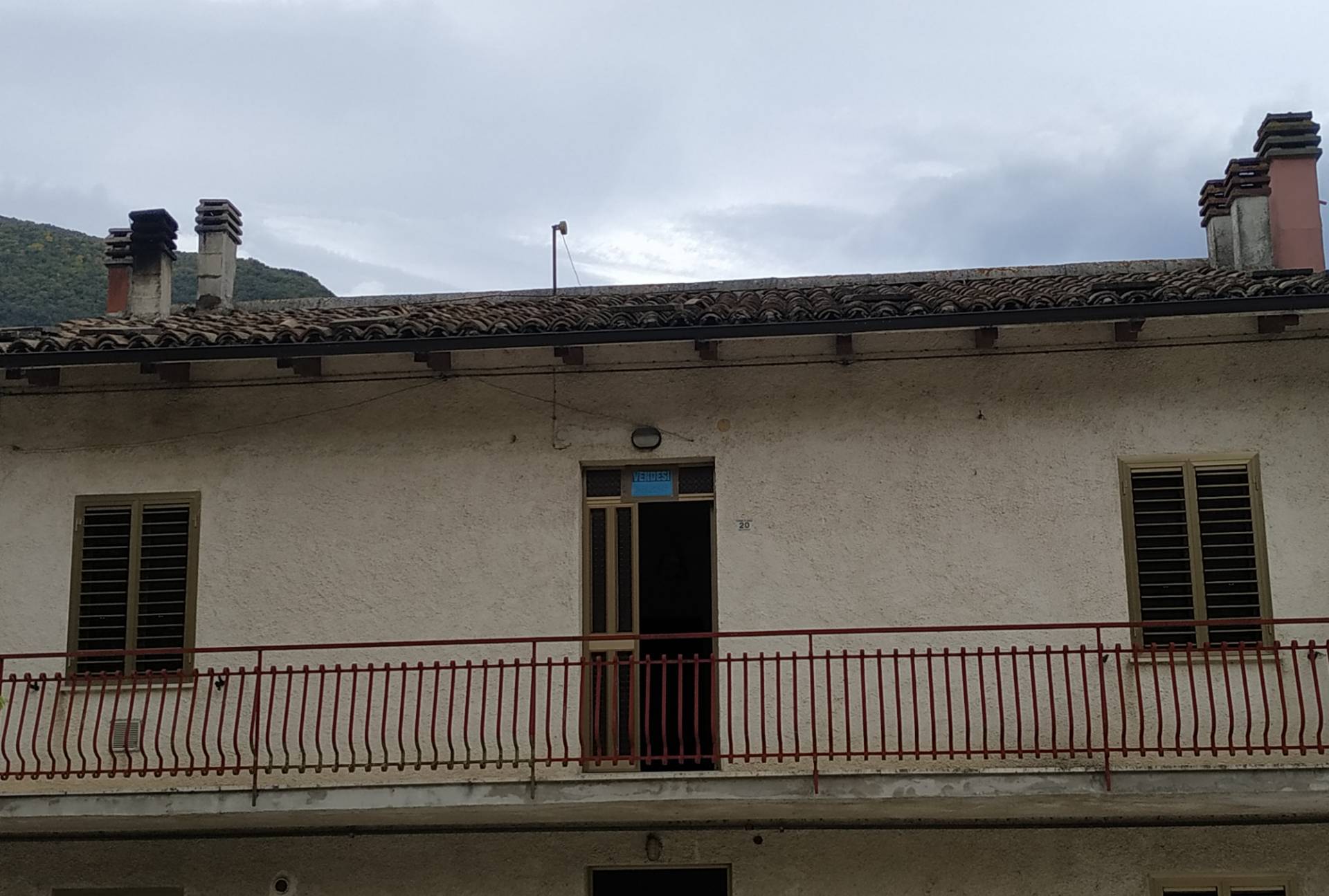 Appartamento in vendita a Genga