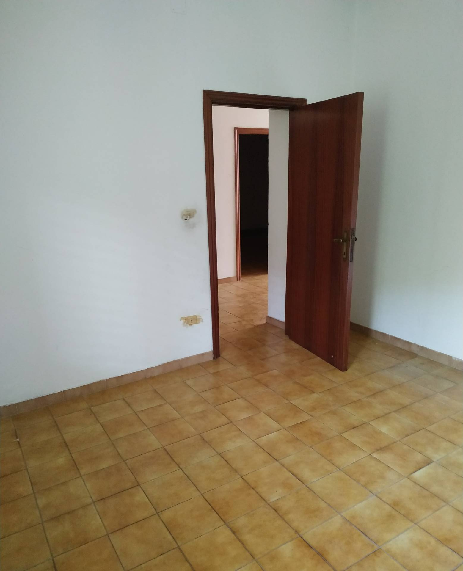 Appartamento in vendita a Genga